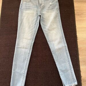 Kancan high rise light Blue Skinny Jeans 7/27